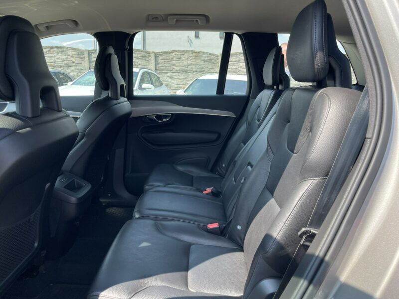 Volvo XC 90 D5 AWD Momentum Virtual Podgrzewanie II (2014-)