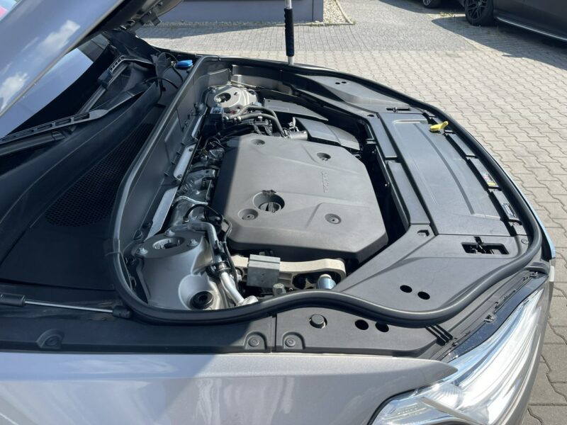 Volvo XC 90 D5 AWD Momentum Virtual Podgrzewanie II (2014-)