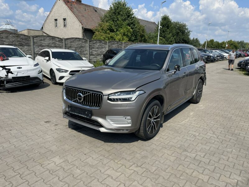 Volvo XC 90 D5 AWD Momentum Virtual Podgrzewanie II (2014-)