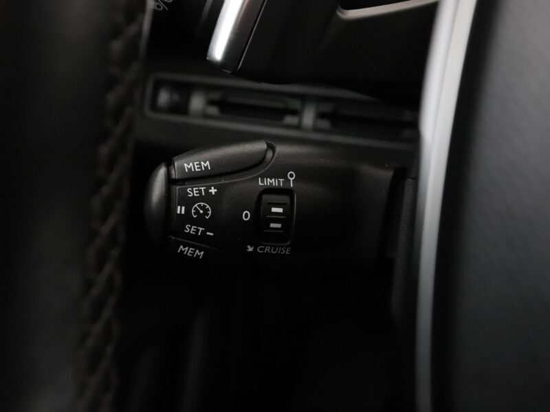 Peugeot 3008 FV23% Allure automat navi virutal grzane fotele PDC tempomat II (2016-)