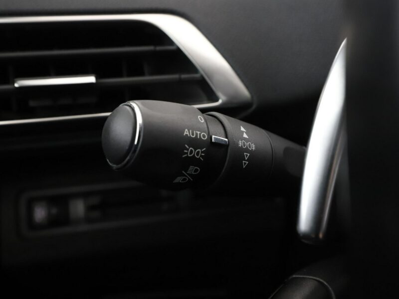 Peugeot 3008 FV23% Allure automat navi virutal grzane fotele PDC tempomat II (2016-)
