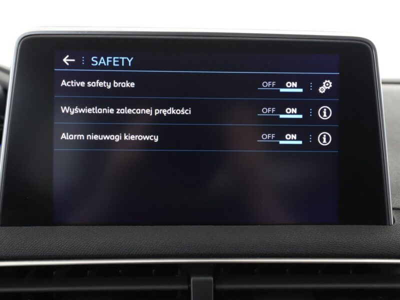 Peugeot 3008 Allure virtual navi kamera półskóra tempomat LED II (2016-)