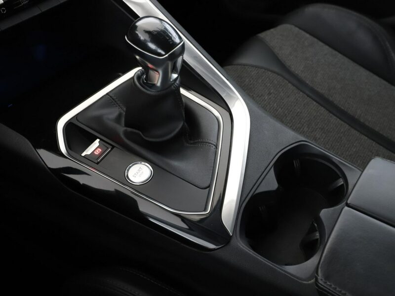 Peugeot 3008 Allure virtual navi kamera półskóra tempomat LED II (2016-)