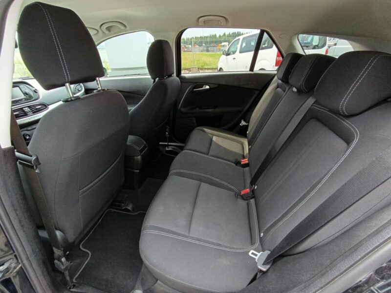 Fiat Tipo SW 1.3 95KM Easy, hak, NAVI, kamera, grzane fotele, niski przebieg II (2016-)
