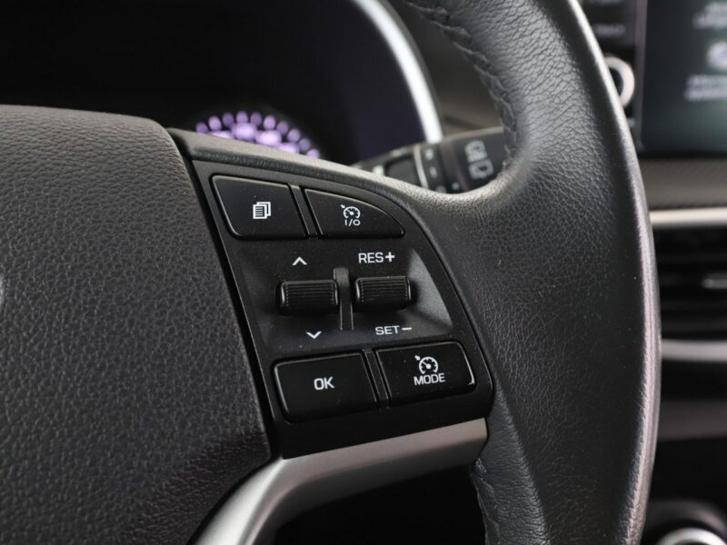 Hyundai Tucson lift navi klima auto grzane fotele kamera i czujniki parkowania III (2015-2020)