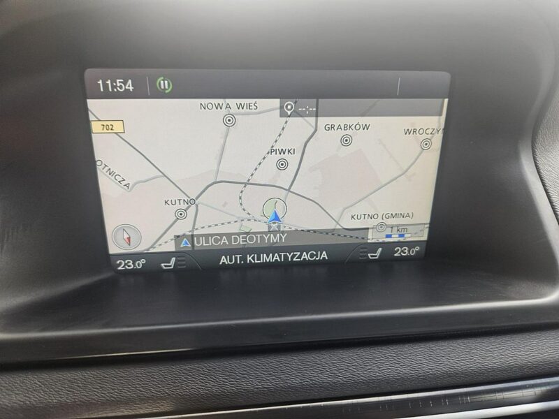 Volvo XC 70 181 kM Kliamtronic navi temp.aktywny III (2007-)