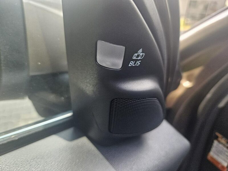 Volvo XC 70 181 kM Kliamtronic navi temp.aktywny III (2007-)