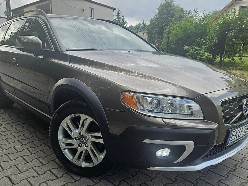 Volvo XC 70 181 kM Kliamtronic navi temp.aktywny III (2007-)