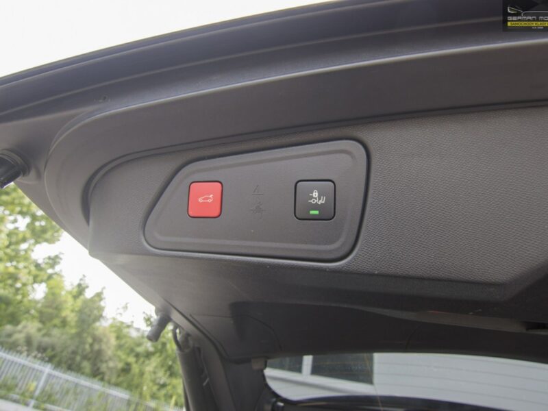 Peugeot 3008 GT line / 4x4 / Kamera 360/ Virtul Kokpit / Gwarancja / FV 23%! II (2016-)