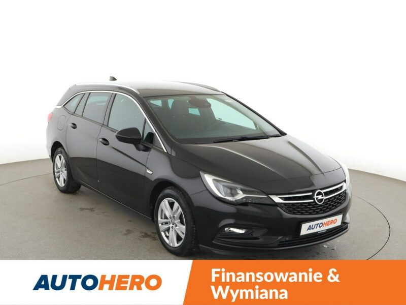 Opel Astra navi full LED grzane fotele i kierownica kamera i czujniki parkowania J (2009-2019)