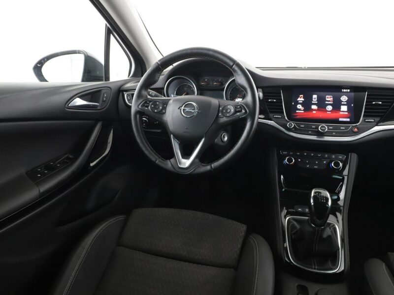 Opel Astra navi full LED grzane fotele i kierownica kamera i czujniki parkowania J (2009-2019)