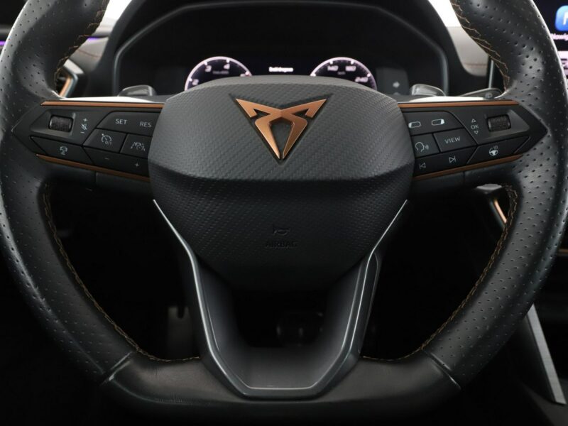 Cupra Formentor FV23% 4X4 Automat Virtual Łopatki Navi Kamera cofania Automatyczna kli