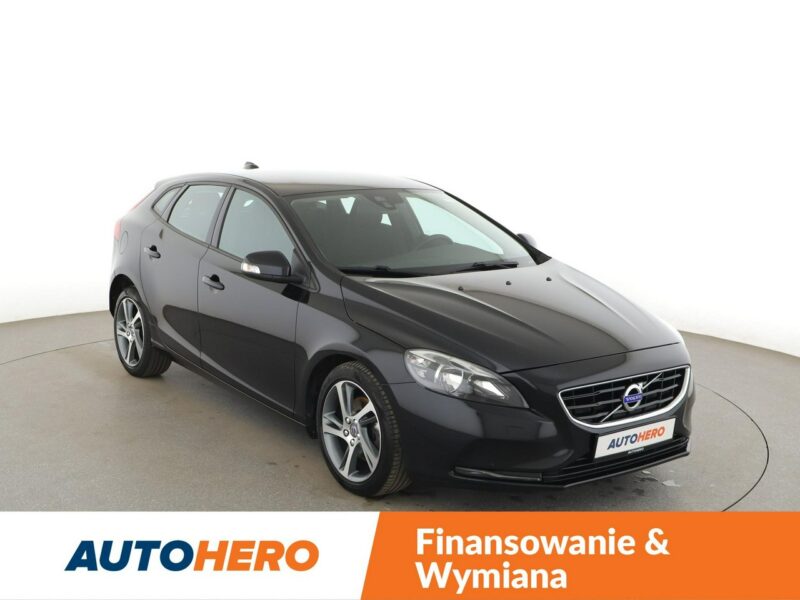 Volvo V40 1.6D Automat Klimatyzacja Tempomat Elektryka TFT ParkAssist LED II (2012-)