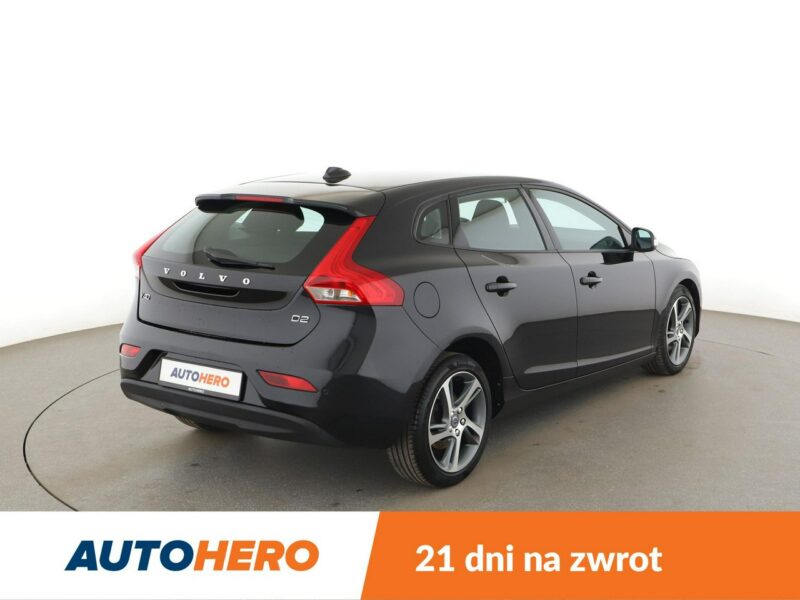 Volvo V40 1.6D Automat Klimatyzacja Tempomat Elektryka TFT ParkAssist LED II (2012-)