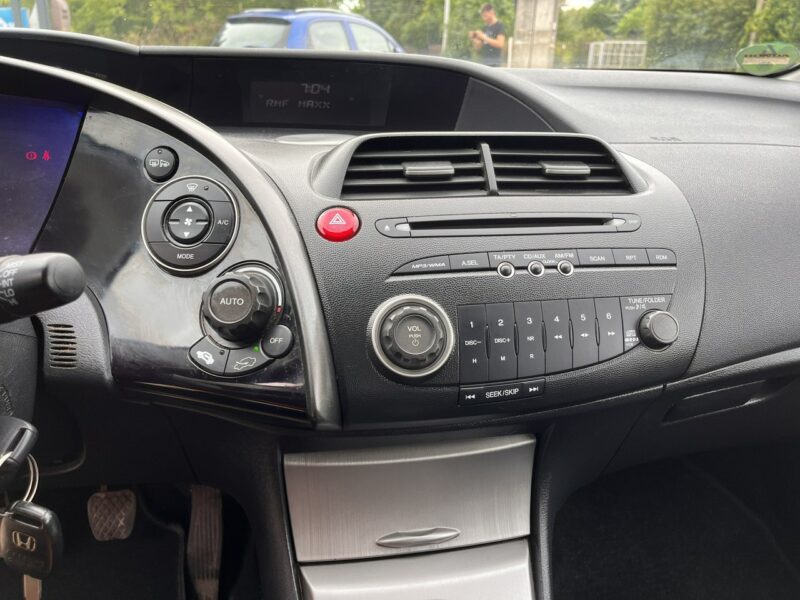 Honda Civic 1.4 Climatronic Alu 6 biegów Isofix Bez Rdzy stAN BDB Bezwypadk Opłac VIII (2006-2011)