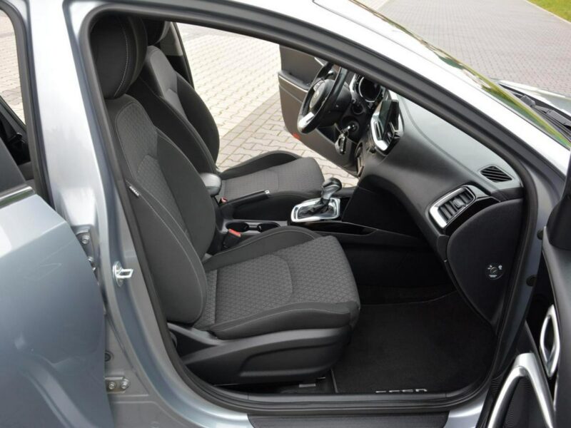 Kia Cee'd Spirit Duża Navi Kamera Ledy Drive Mode Android Auto Apple Carplay III (2018-)