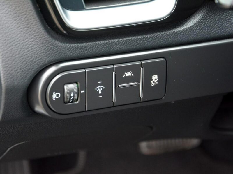 Kia Cee'd Spirit Duża Navi Kamera Ledy Drive Mode Android Auto Apple Carplay III (2018-)
