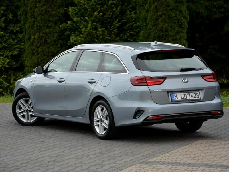Kia Cee'd Spirit Duża Navi Kamera Ledy Drive Mode Android Auto Apple Carplay III (2018-)
