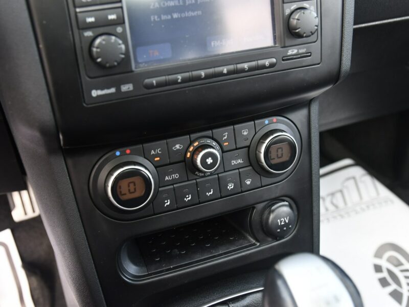 Nissan Qashqai+2 1,6benz DUDKI11 Panorama Dach.Klimatr 2 str.Tempomat.Alu.Navi I (2008-)