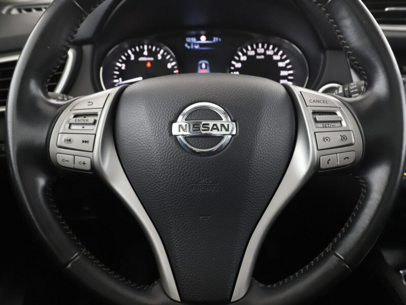 Nissan Qashqai Tekna skóra navi panorama grzane fotele kamera tempomat Bluetooth II (2013-2021)