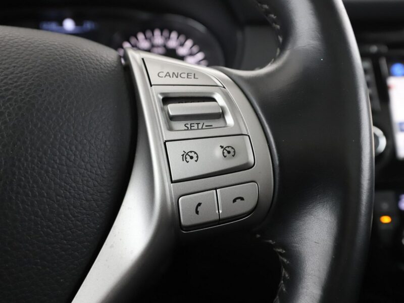 Nissan Qashqai Tekna skóra navi panorama grzane fotele kamera tempomat Bluetooth II (2013-2021)