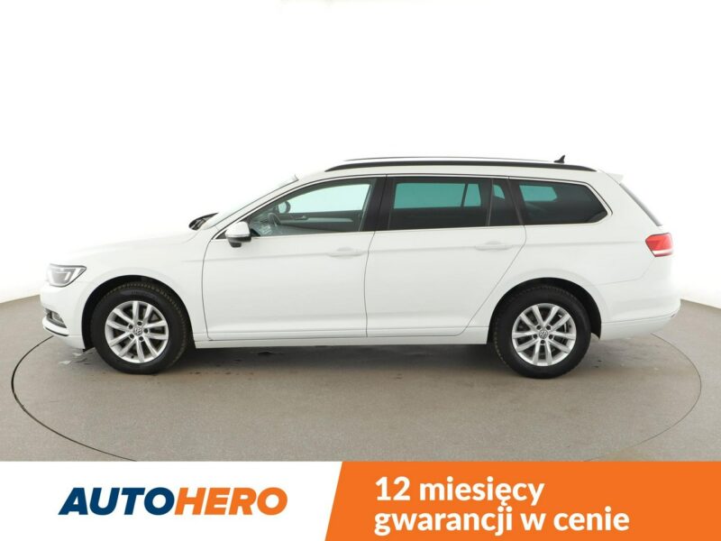 Volkswagen Passat klima auto grzane fotele czujniki parkowania B8 (2014-2023)