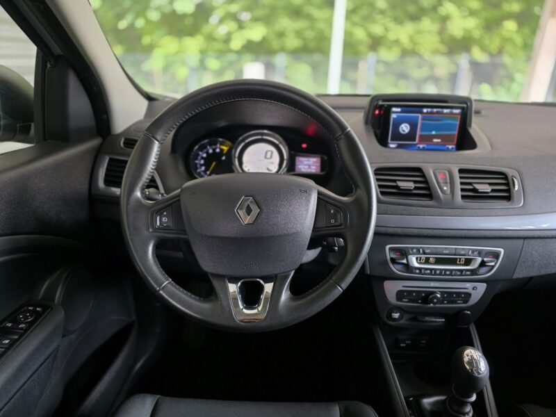 Renault Megane 1.6 i 110 KM / Limited III (2008-2016)