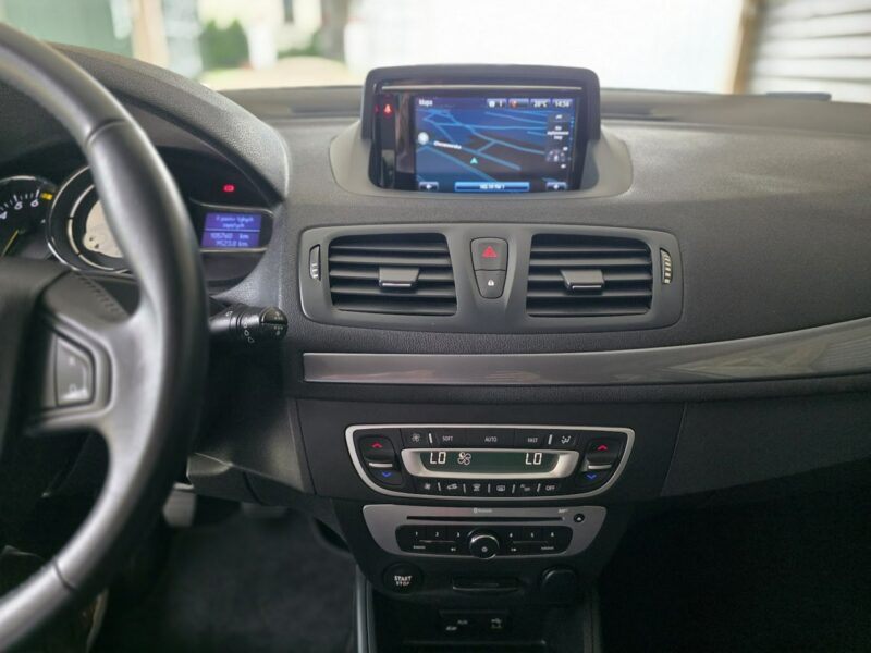 Renault Megane 1.6 i 110 KM / Limited III (2008-2016)