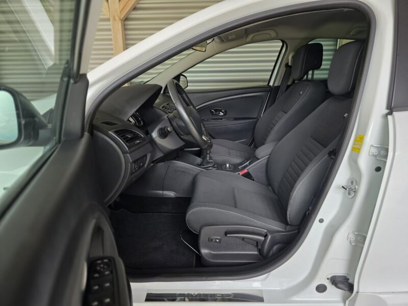 Renault Megane 1.6 i 110 KM / Limited III (2008-2016)