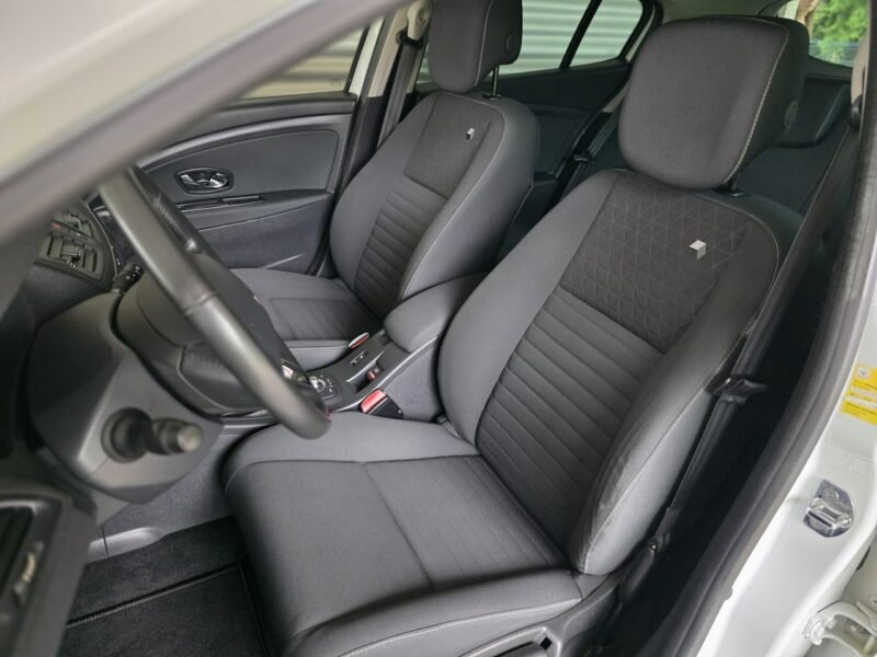 Renault Megane 1.6 i 110 KM / Limited III (2008-2016)