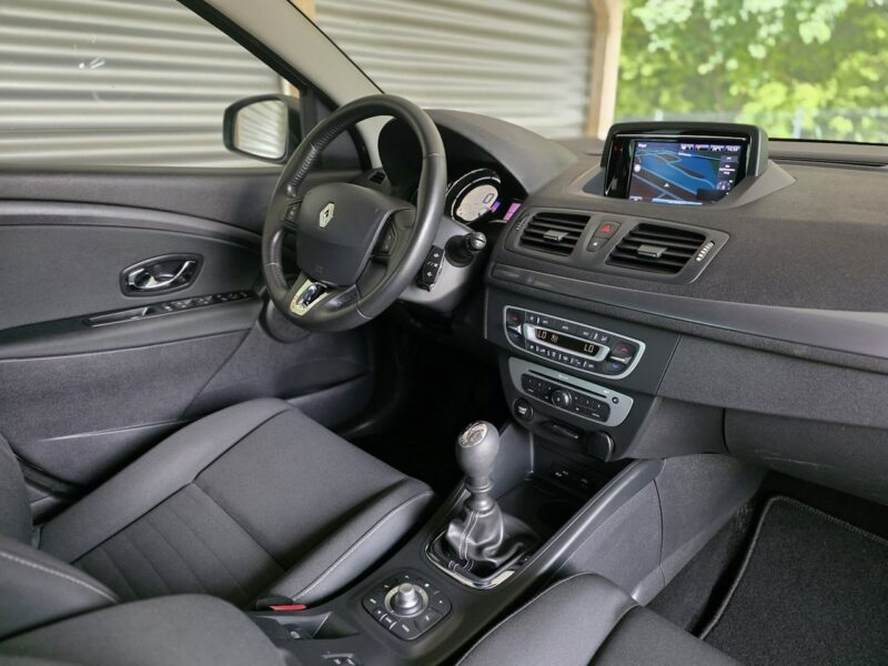 Renault Megane 1.6 i 110 KM / Limited III (2008-2016)