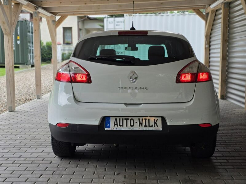 Renault Megane 1.6 i 110 KM / Limited III (2008-2016)