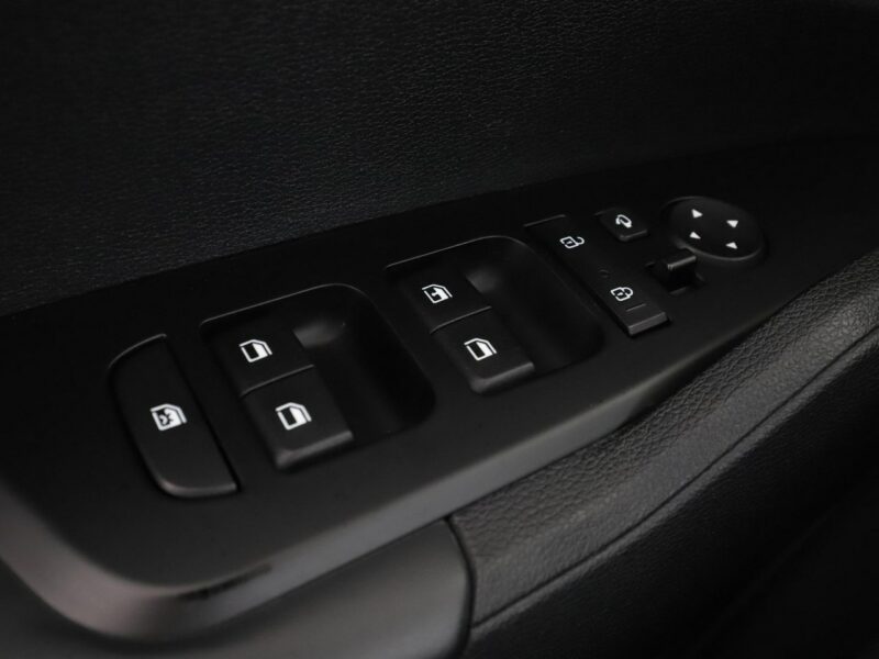 Kia Sportage mHEV LED navi virtual cocpit kamera i czujniki parkowania V (2021-)