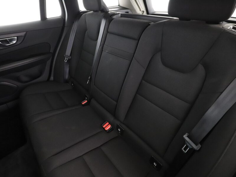 Volvo V60 full LED navi klima auto czujniki parkowania grzane fotele II (2018-)