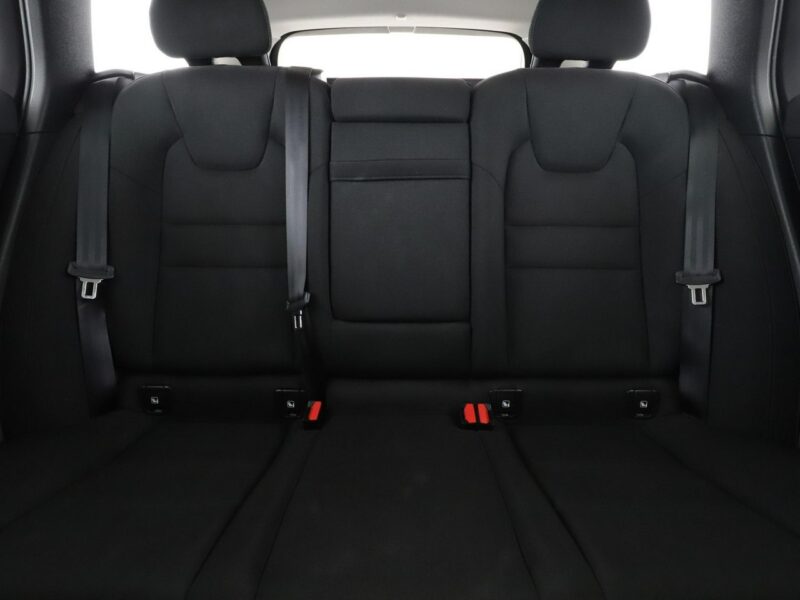 Volvo V60 full LED navi klima auto czujniki parkowania grzane fotele II (2018-)