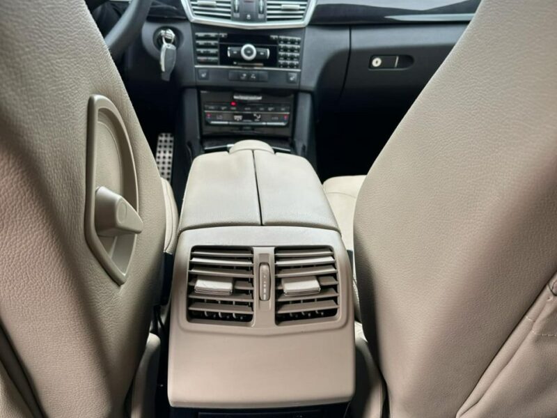 Mercedes E 350 MERCEDES-BENZ E 350 W212 W212 (2009-)