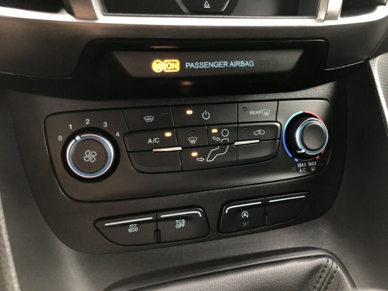 Ford Transit Connect MK2 LIFT 2020 1.5 diesel 120KM 6 biegów 2 drzwi przesuwne Kamera PDC II (2013-)