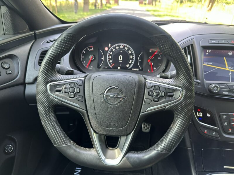 Opel Insignia Country Tourer 2.0 BiTurbo 195KM Navi Alu19'' Kamera Xenon 4x4 FULL A (2008-2017)