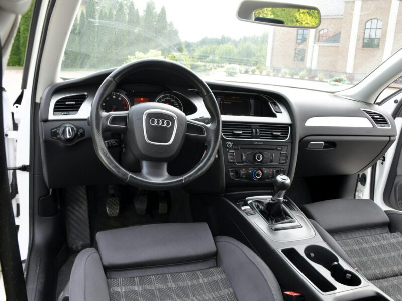 Audi A4 1.8T(160KM)*158tyś.km*Xenon*Led*Welur*Parktronik*I Wł*Alu 18"ASO Audi B8 (2007-2015)