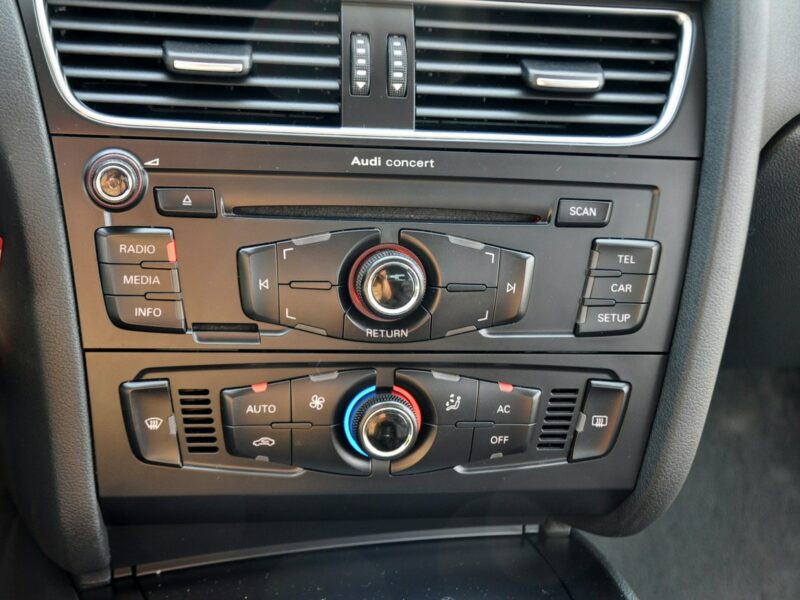 Audi A4 1.8T(160KM)*158tyś.km*Xenon*Led*Welur*Parktronik*I Wł*Alu 18"ASO Audi B8 (2007-2015)