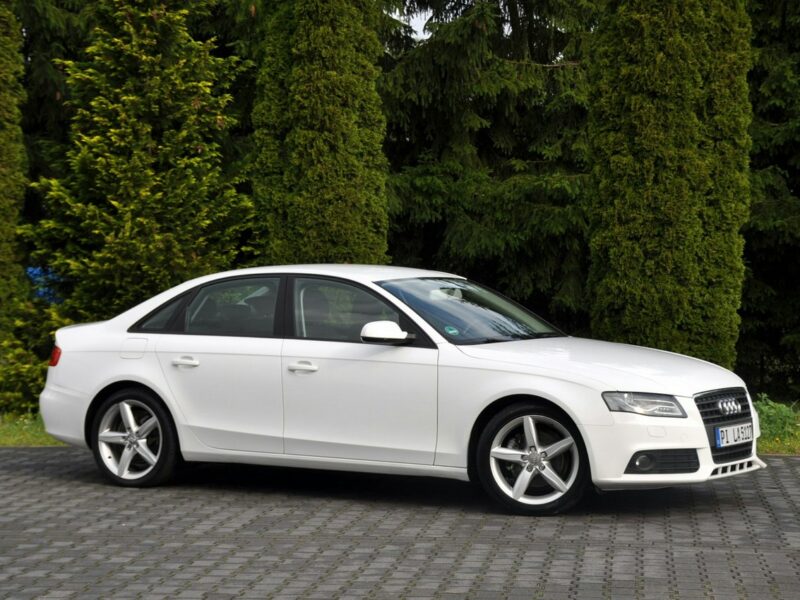 Audi A4 1.8T(160KM)*158tyś.km*Xenon*Led*Welur*Parktronik*I Wł*Alu 18"ASO Audi B8 (2007-2015)