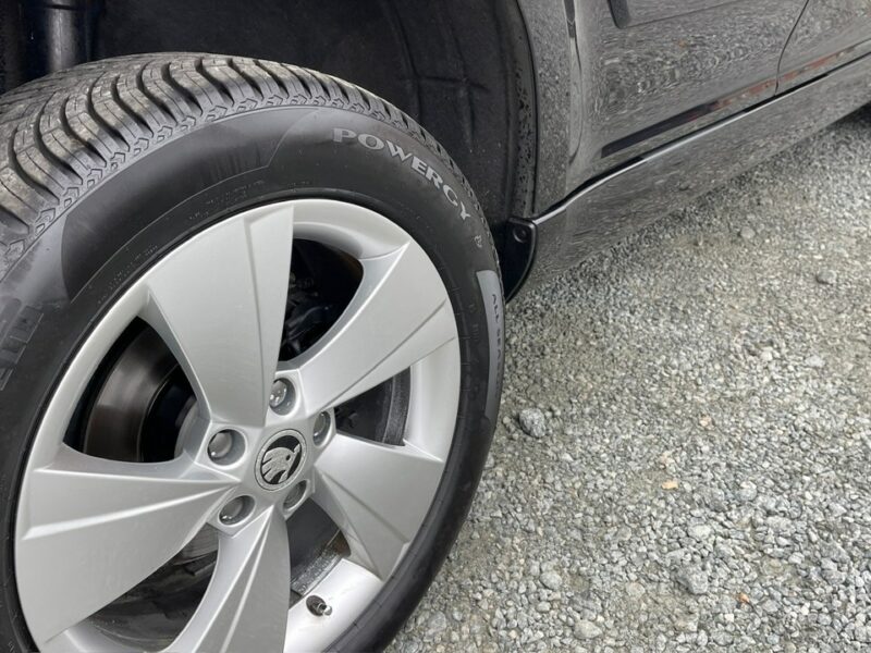 Škoda Yeti Benzyna Salon Polska Zarejestrowany Ubezpieczony I (2009-)