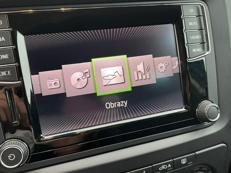 Škoda Yeti Benzyna Salon Polska Zarejestrowany Ubezpieczony I (2009-)