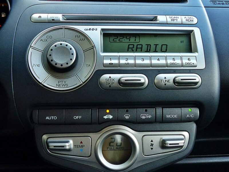 Honda Jazz 1.4 i-DSI*SPORT*Climatronic*Alu*Pełna Elektryka*DVD*Zadbana*ZOBACZ!!! II (2002-2008)