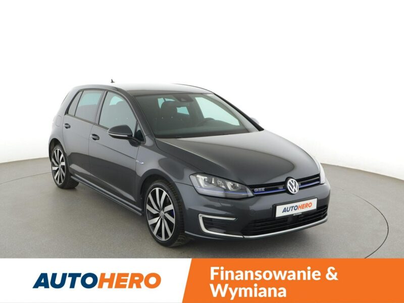 Volkswagen Golf PHEV bi-xenon navi klima auto kamera i czujniki parkowania grzane fote VII (2012-)