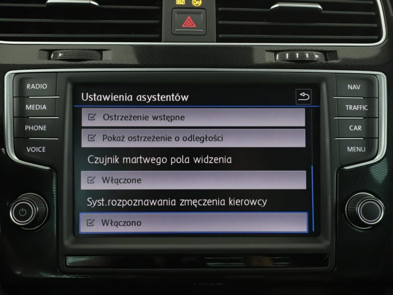 Volkswagen Golf PHEV bi-xenon navi klima auto kamera i czujniki parkowania grzane fote VII (2012-)