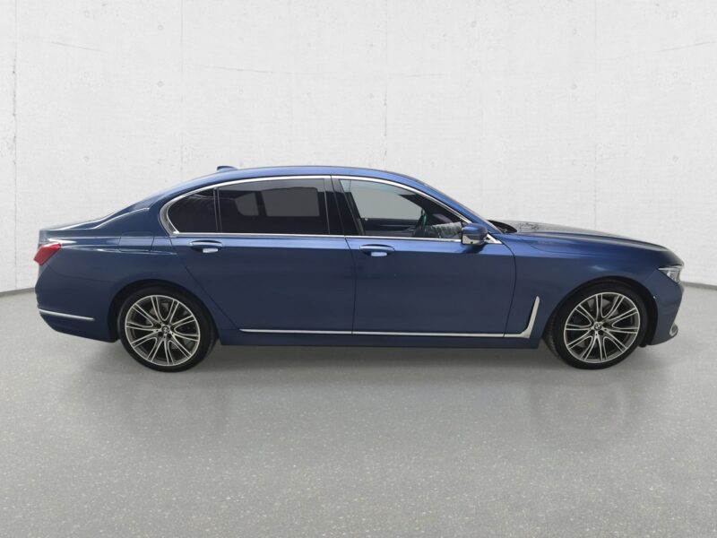 BMW 740 G11/12 (2015-2022)