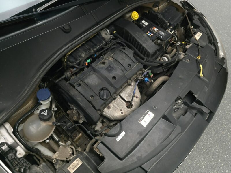 Peugeot 301