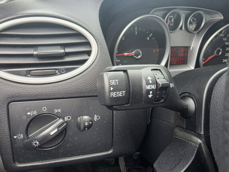 Ford Focus 1.6 TDCI 109 KM, Klima, Isofix, Grzane Fotele, Komputer, Bluetooth Mk2 (2004-2011)