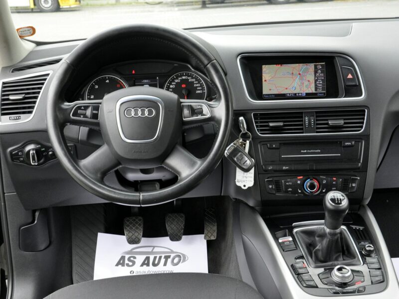 Audi Q5 2,0TDi 143KM*Quattro*MMi*Navi*Model2011*Serwis*Alu*DVD 8R (2008-)